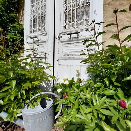 Semesterbostad La Petite Maison *